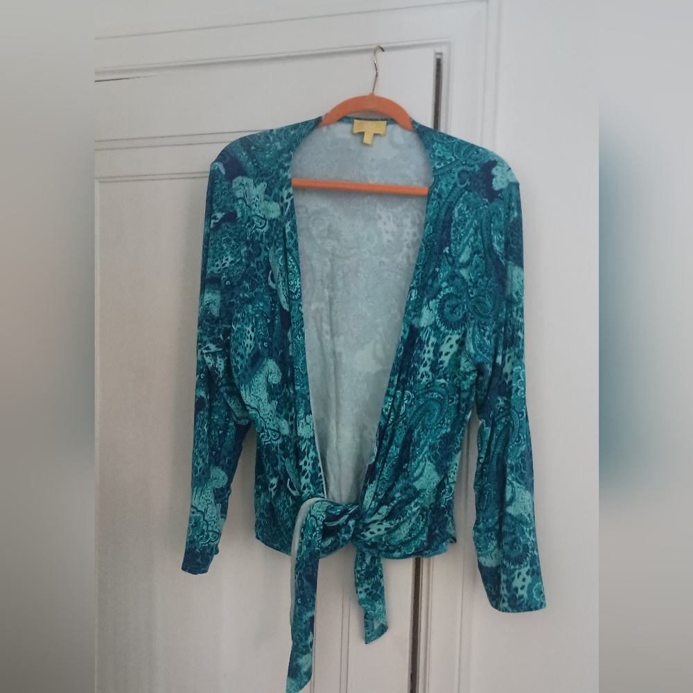 Liz Lange Blue Patterned Top